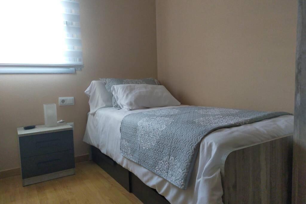 Apartamento Para 5 Personas Frente Al Mar Con Piscina Y Parking Cubelles Exterior photo