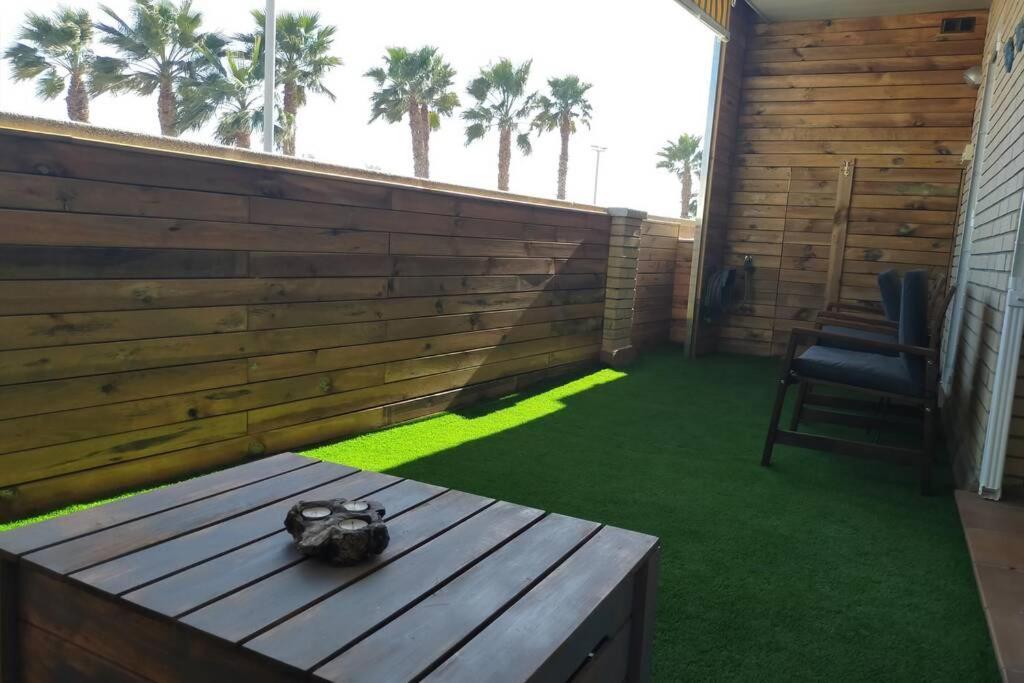 Apartamento Para 5 Personas Frente Al Mar Con Piscina Y Parking Cubelles Exterior photo